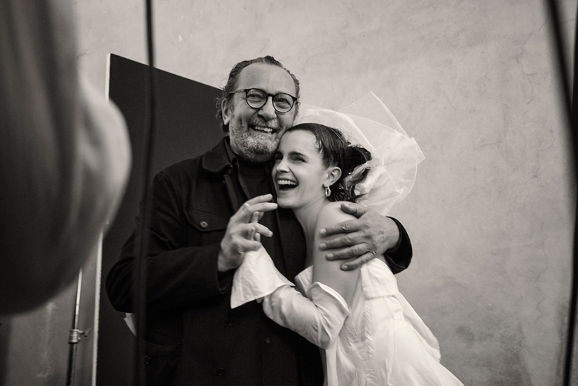 The first shots from the filming of the Pirelli 2020 calendar have appeared. And they're great