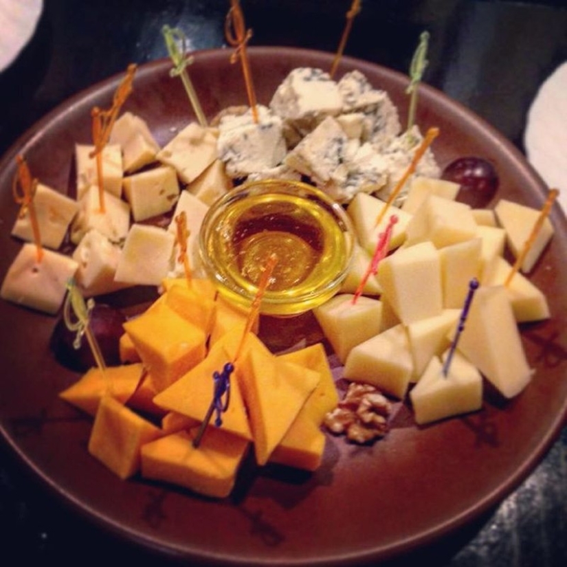 The French were shown photos of "French" food from Russian Instagram The French were shown photos of "French" food from Russian Instagram