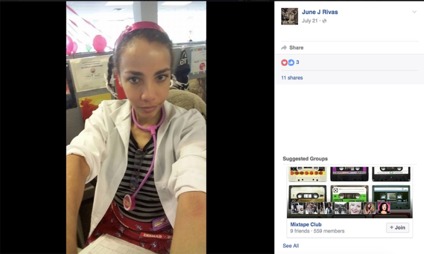 The girl responded with cosplay to the absurd and racist demands of the working dress code The girl responded with cosplay to the absurd and racist demands of the working dress code