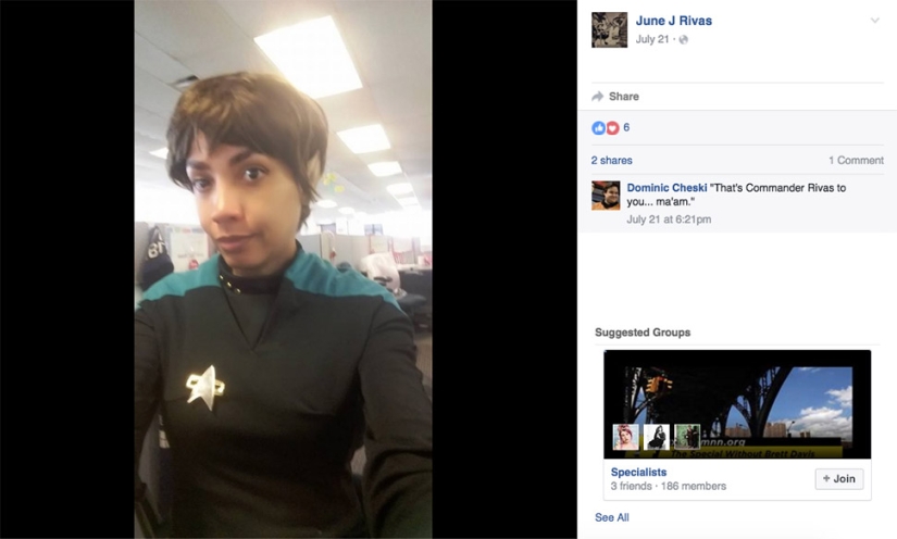 The girl responded with cosplay to the absurd and racist demands of the working dress code The girl responded with cosplay to the absurd and racist demands of the working dress code