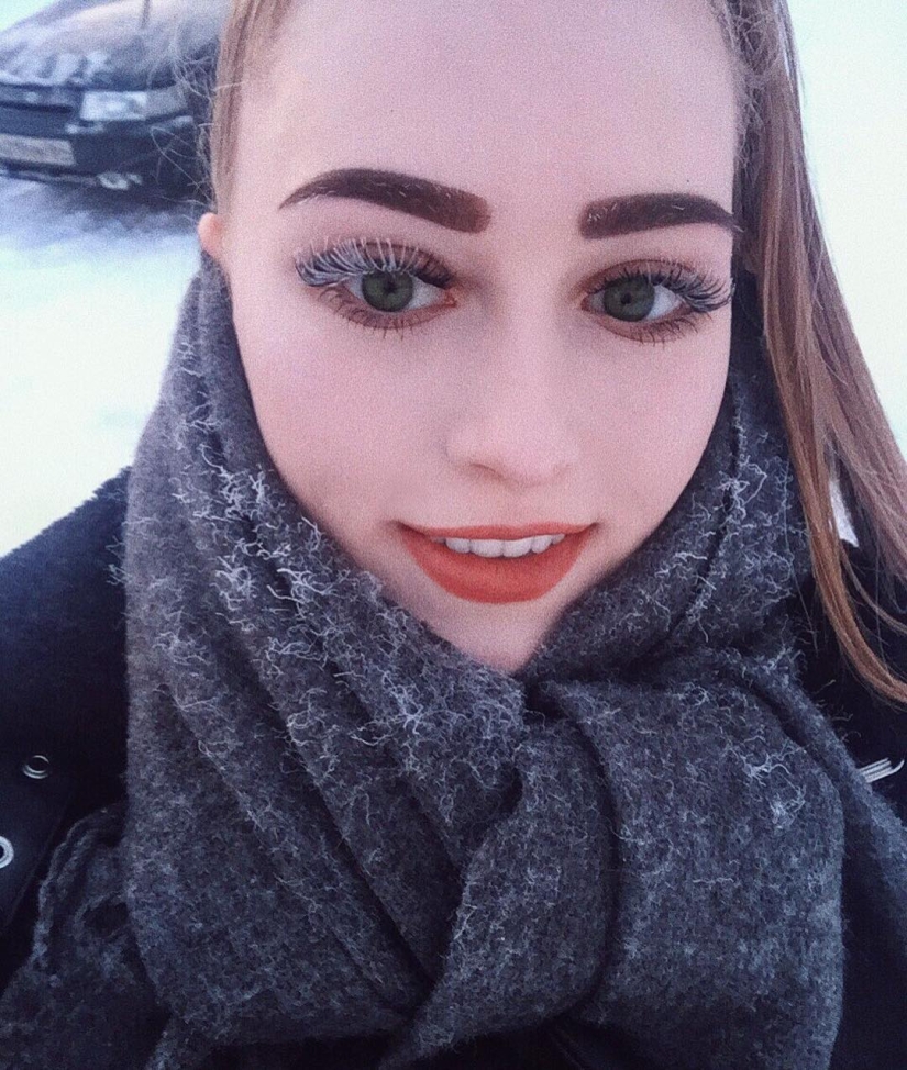 "The girl with steel hands": in the strongman Julia Vince's coffee shop, no one asks for a book of complaints