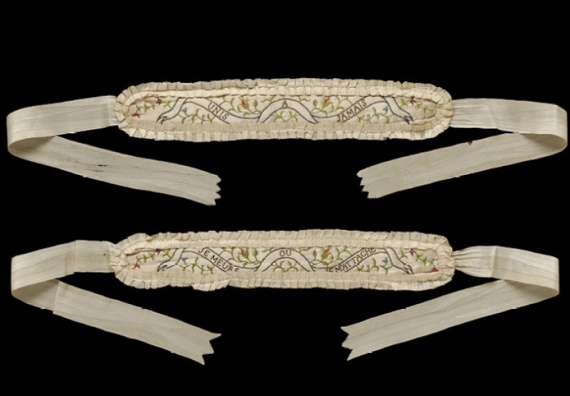 The history of garters, the most exciting accessory of the ladies' wardrobe