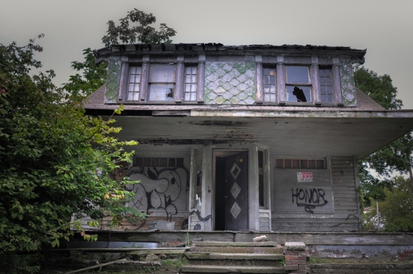 The history of real haunted houses The history of real haunted houses