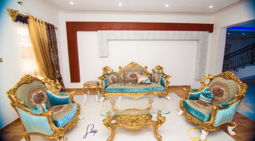 The house that Emenike built: photos of the chorus of the former Spartak football player appeared on the web The house that Emenike built: photos of the chorus of the former Spartak football player appeared on the web
