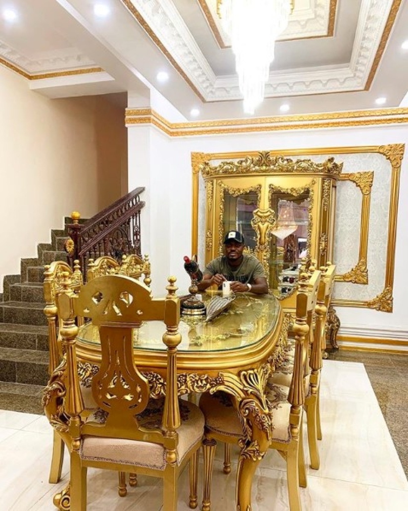 The house that Emenike built: photos of the chorus of the former Spartak football player appeared on the web The house that Emenike built: photos of the chorus of the former Spartak football player appeared on the web