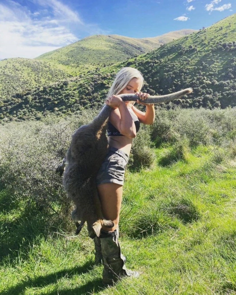 The huntress was harshly criticized for publishing candid photos with prey