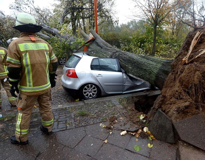 The hurricane "Gervart" that swept through Europe claimed the lives of six people