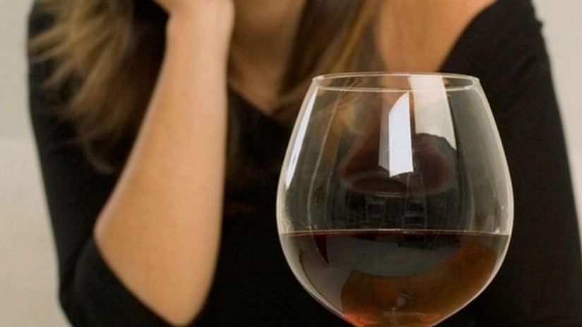 The journalist gave up alcohol for a month and realized what real hell is