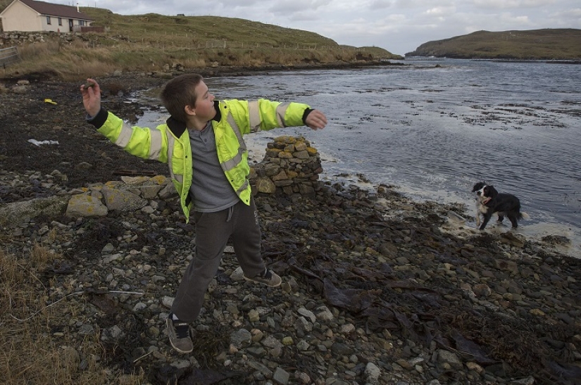 The loneliest British schoolboy The loneliest British schoolboy