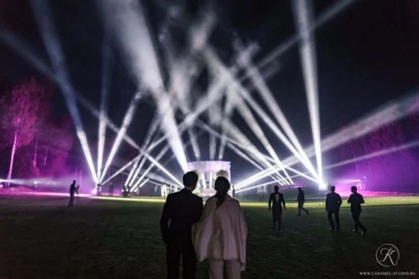 The luxurious wedding of the main hacker of Russia, for the capture of which the United States gives $ 5 million