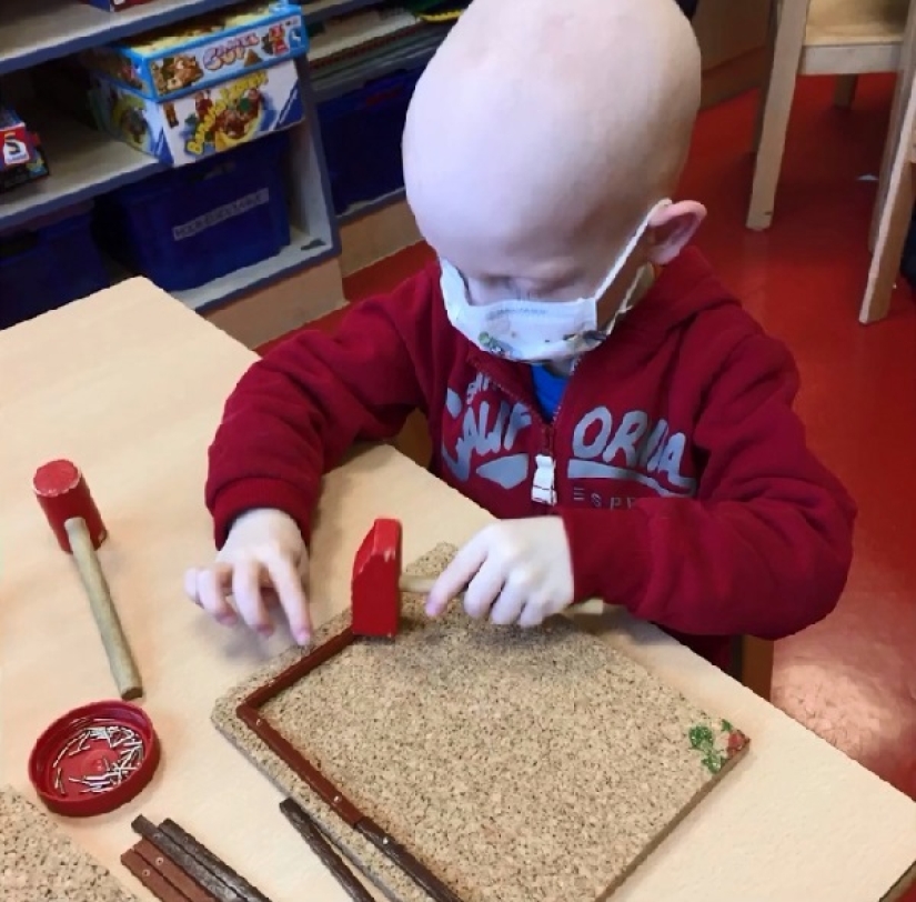 The man wanted to quit his job to take care of his cancer-stricken son, but his colleagues worked 3,300 hours for him