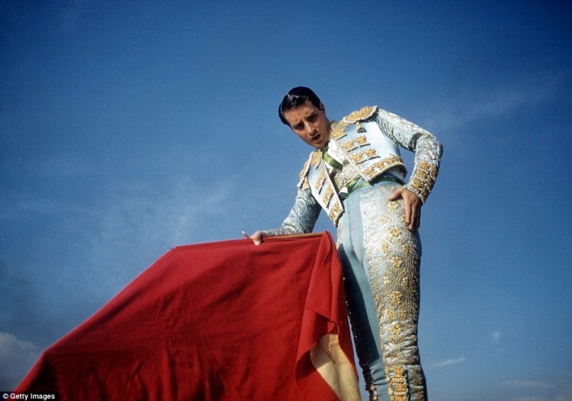The Mexican Riviera of the 1950s, when Acapulco was not yet the fiefdom of drug dealers