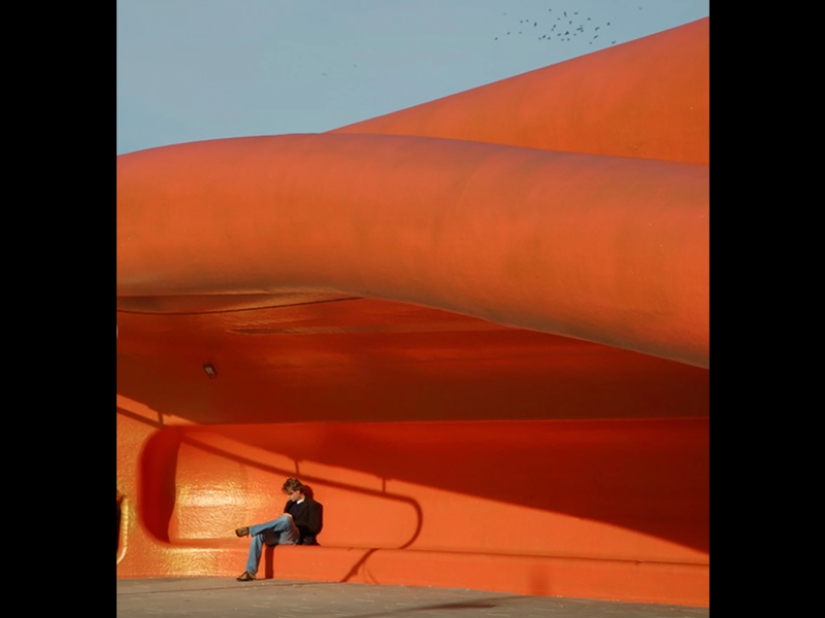 The most beautiful bus stops around the world The most beautiful bus stops around the world
