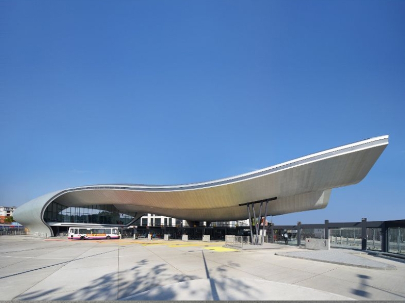 The most beautiful bus stops around the world The most beautiful bus stops around the world