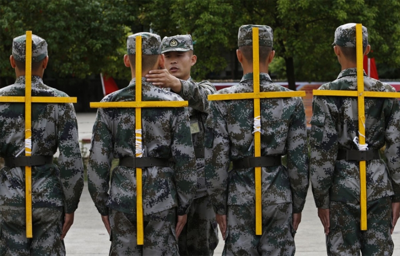 The most severe army training from around the world