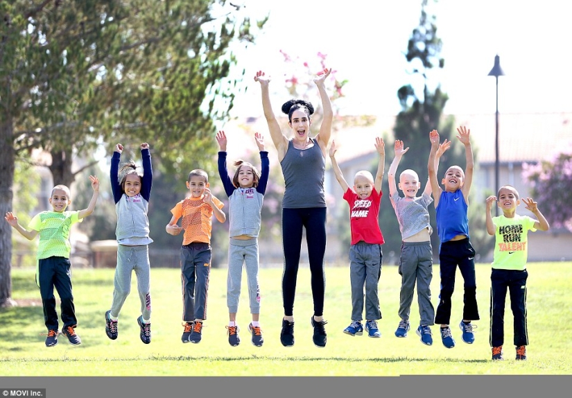 The mother of 14 children regrets the career of a stripper and filming in adult films