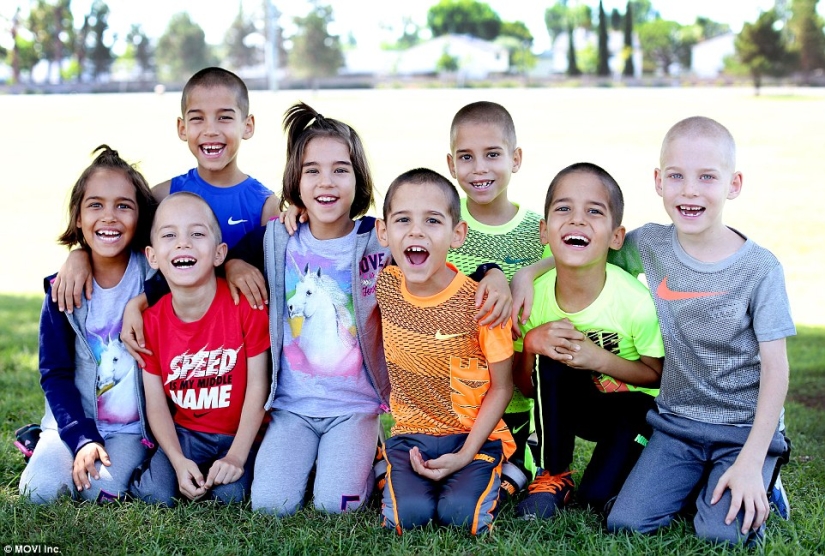 The mother of 14 children regrets the career of a stripper and filming in adult films