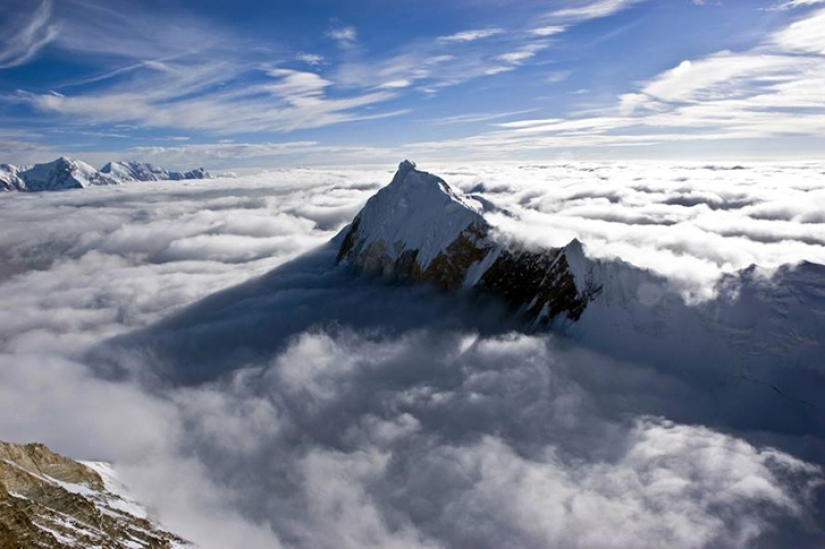 The mountaineer father became the author of a picture for a Hollywood movie poster