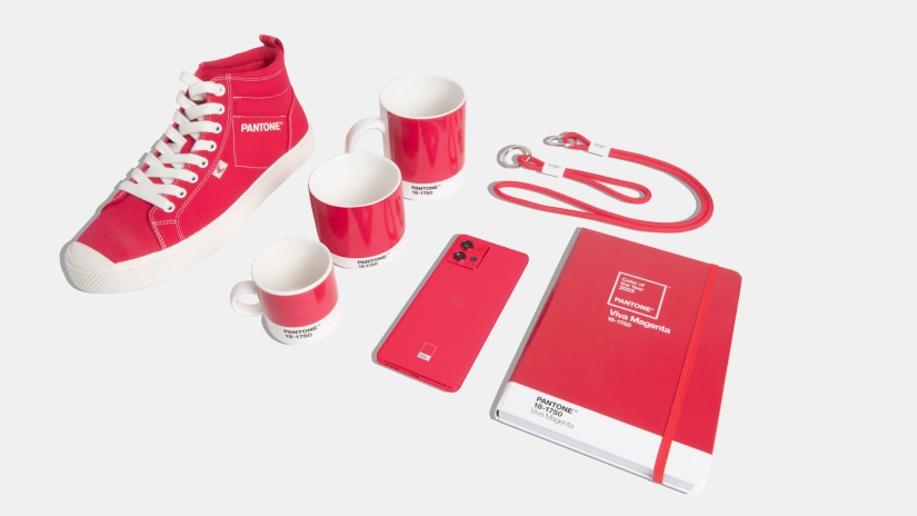 The Pantone Color Institute chose carmine red as the color of 2023