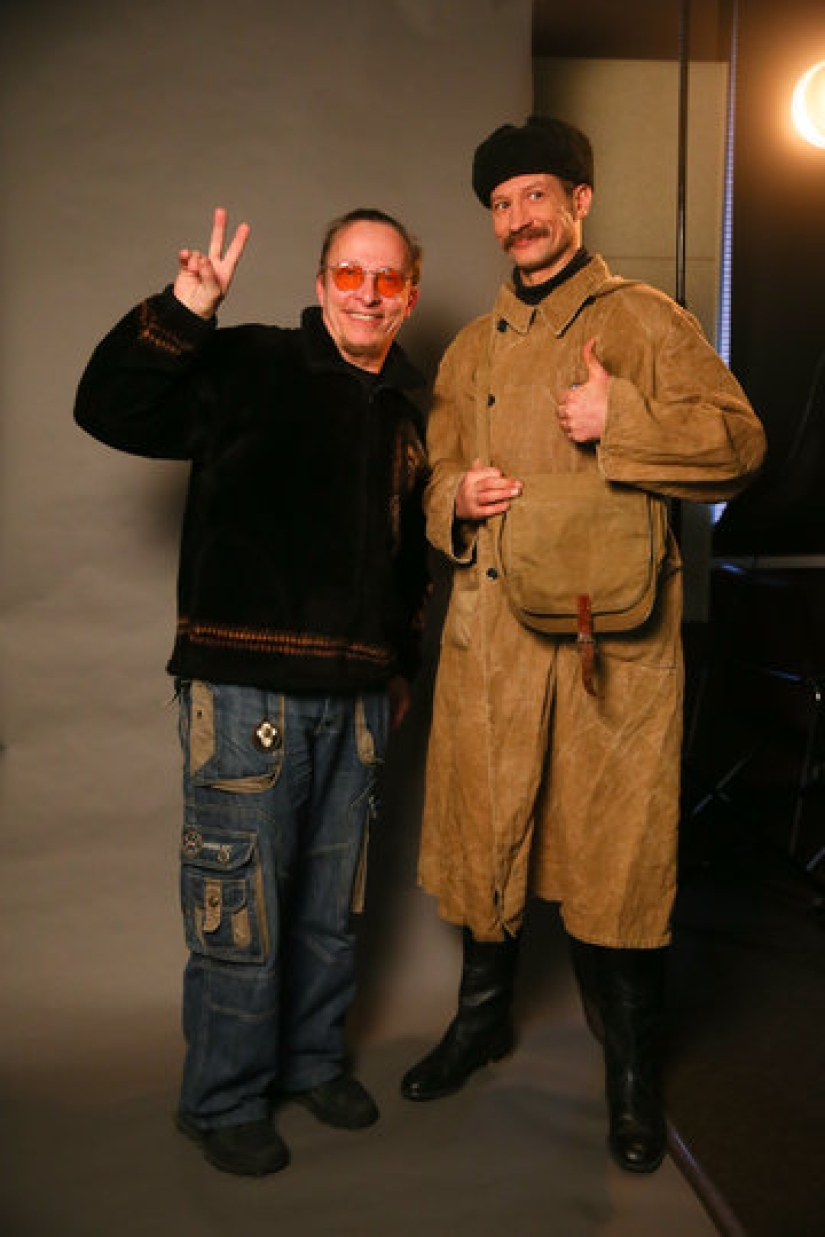 The Petersburger is like two drops of water like the postman Pechkin from Prostokvashino The Petersburger is like two drops of water like the postman Pechkin from Prostokvashino