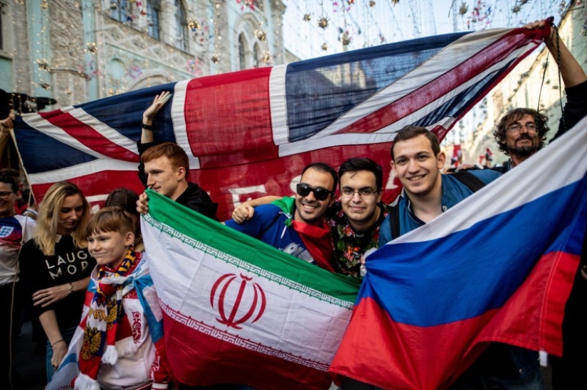 "The place of attraction is Nikolskaya": how the most football street in Russia looks during the 2018 World Cup "The place of attraction is Nikolskaya": how the most football street in Russia looks during the 2018 World Cup