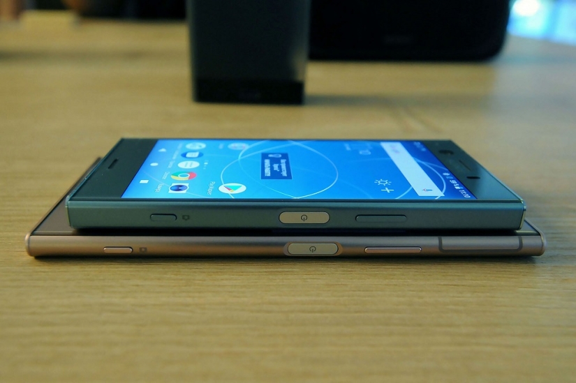 The riot of technology in Georgian silence