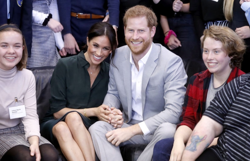 "The royal family is a cult, they're all obsessed": Prince Harry and Meghan Markle are expecting their first child, but not everyone is happy about it "The royal family is a cult, they're all obsessed": Prince Harry and Meghan Markle are expecting their first child, but not everyone is happy about it