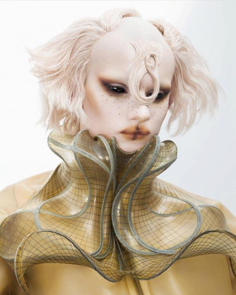 The sexless man Salvia, admiring and at the same time frightening with his images