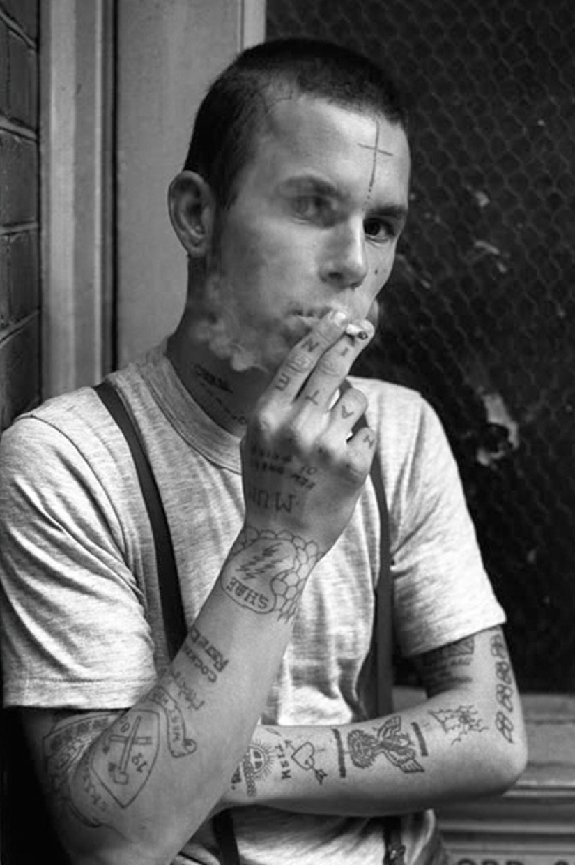 The Skinheads of 1979-1983 in pictures by Derek Ridgers The Skinheads of 1979-1983 in pictures by Derek Ridgers