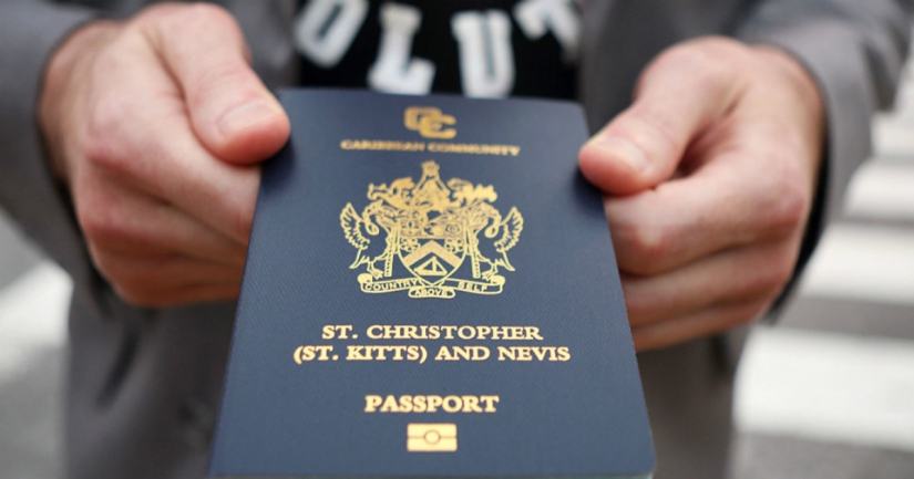 The smallest Caribbean country: how much does it cost to live in a cozy tropical paradise?