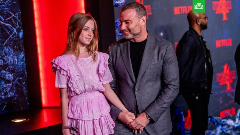 The son of the star couple Naomi Watts and Liv Schreiber seems to have become a daughter The son of the star couple Naomi Watts and Liv Schreiber seems to have become a daughter