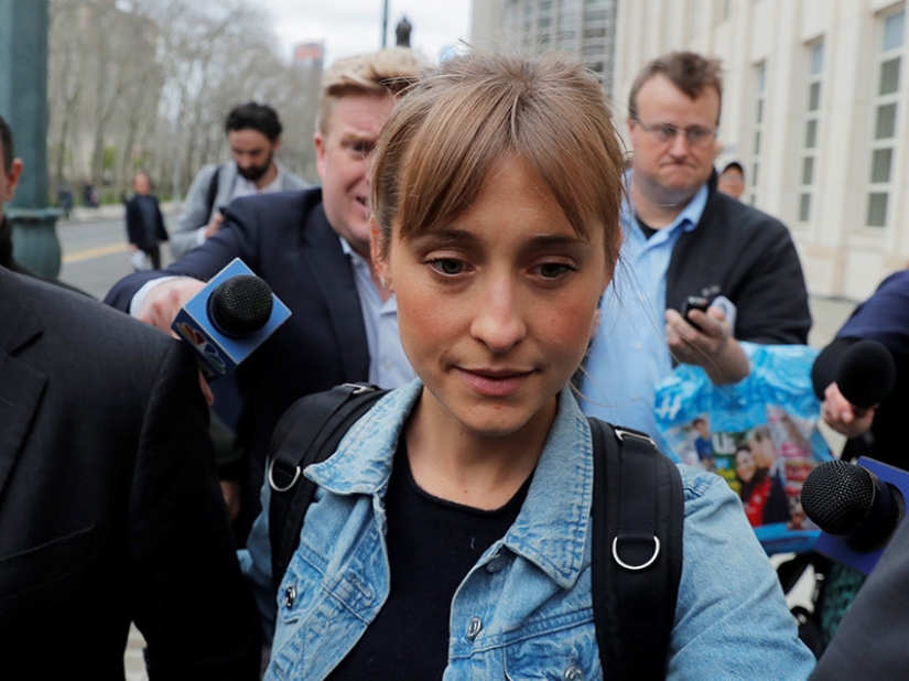 The star of "Smallville Mysteries" confessed to human trafficking. All the details of exposing the NXIVM sect The star of "Smallville Mysteries" confessed to human trafficking. All the details of exposing the NXIVM sect