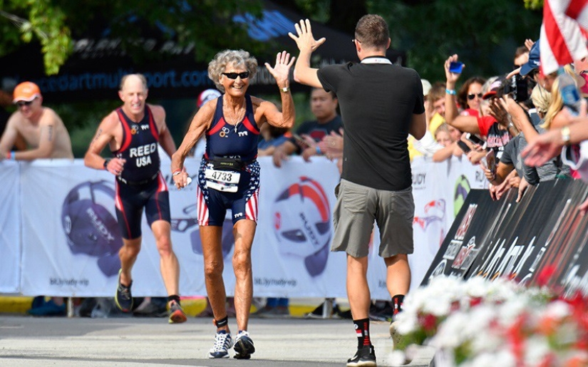 The story of 91-year-old "Iron nun" Madonna Buder, a member of IronMan The story of 91-year-old "Iron nun" Madonna Buder, a member of IronMan
