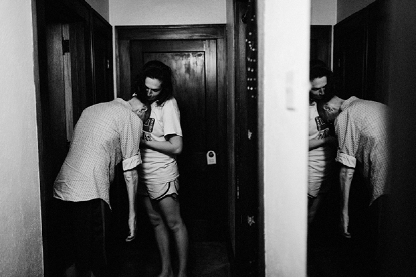 The story of a dying man and a woman photographer he trusted The story of a dying man and a woman photographer he trusted