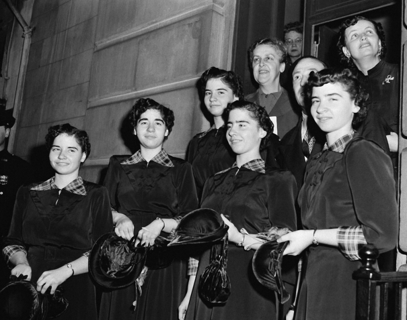 The tragic fate of the Dion quintuplets