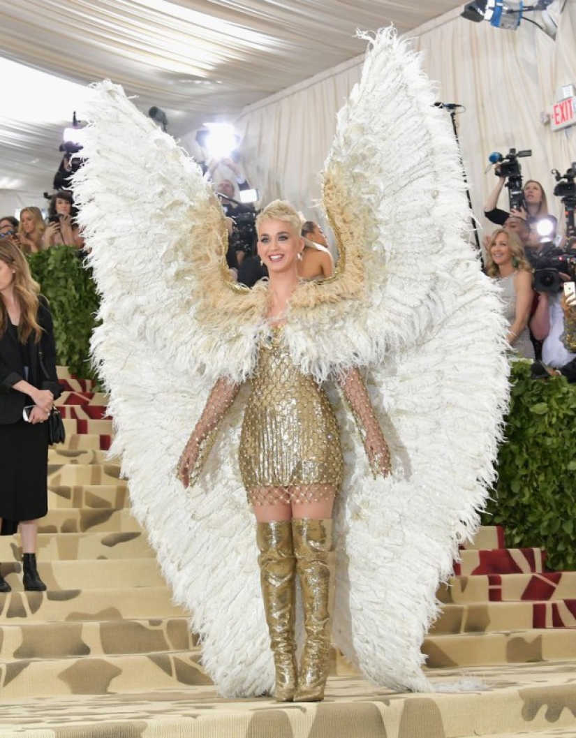 The Virgin Mary, Jesus Christ, the Pope and other images of stars at the Met Gala 2018 The Virgin Mary, Jesus Christ, the Pope and other images of stars at the Met Gala 2018