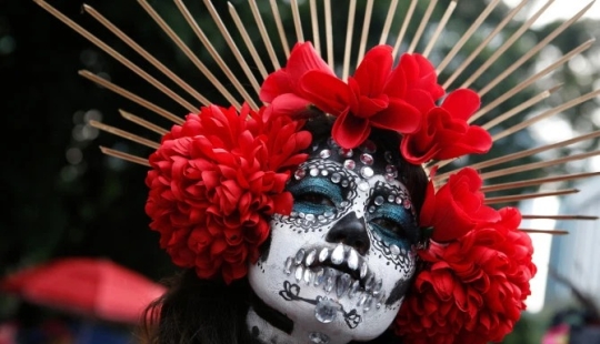 The Walking Dead: un desfile tradicional en honor al Día de Muertos se llevó a cabo en México