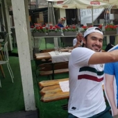 The wife did not let the Mexican fan go to the championship, so friends took his cardboard copy to Russia