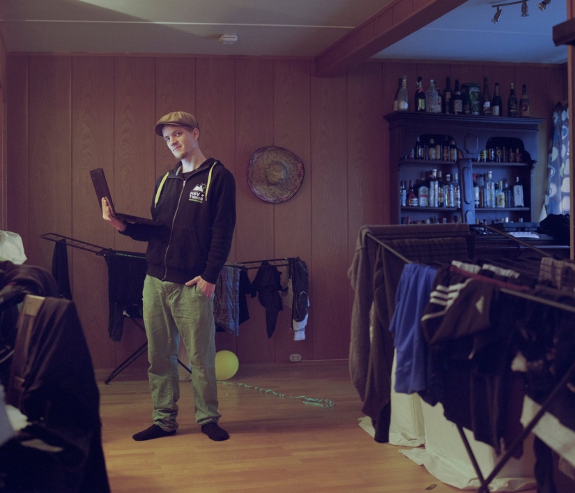 The worst commentators of the Network in the "Internet Warriors" photo project