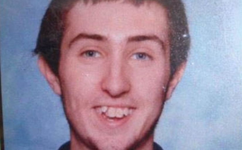 The writer stabbed an 18-year-old guy for the sake of a book about serial killers