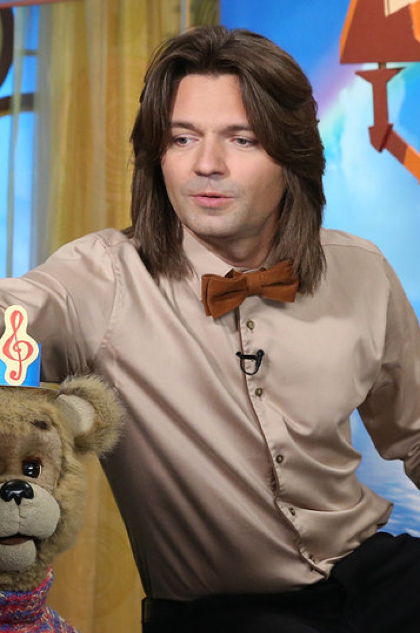 Then and now: what the hosts of "Good Night, kids!" look like