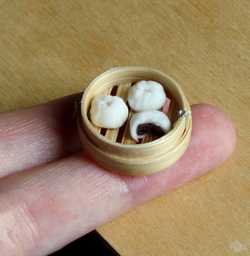 These mini clay sculptures look so much like real food that your mouth is watering