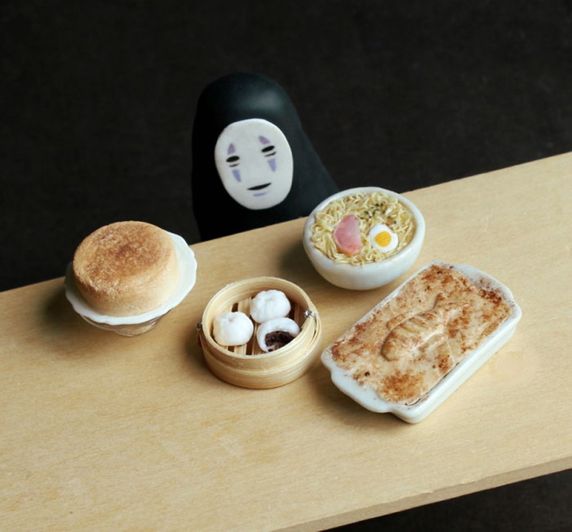 These mini clay sculptures look so much like real food that your mouth is watering