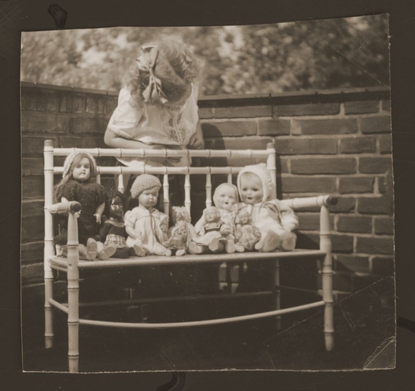 They didn't have time to play enough dolls