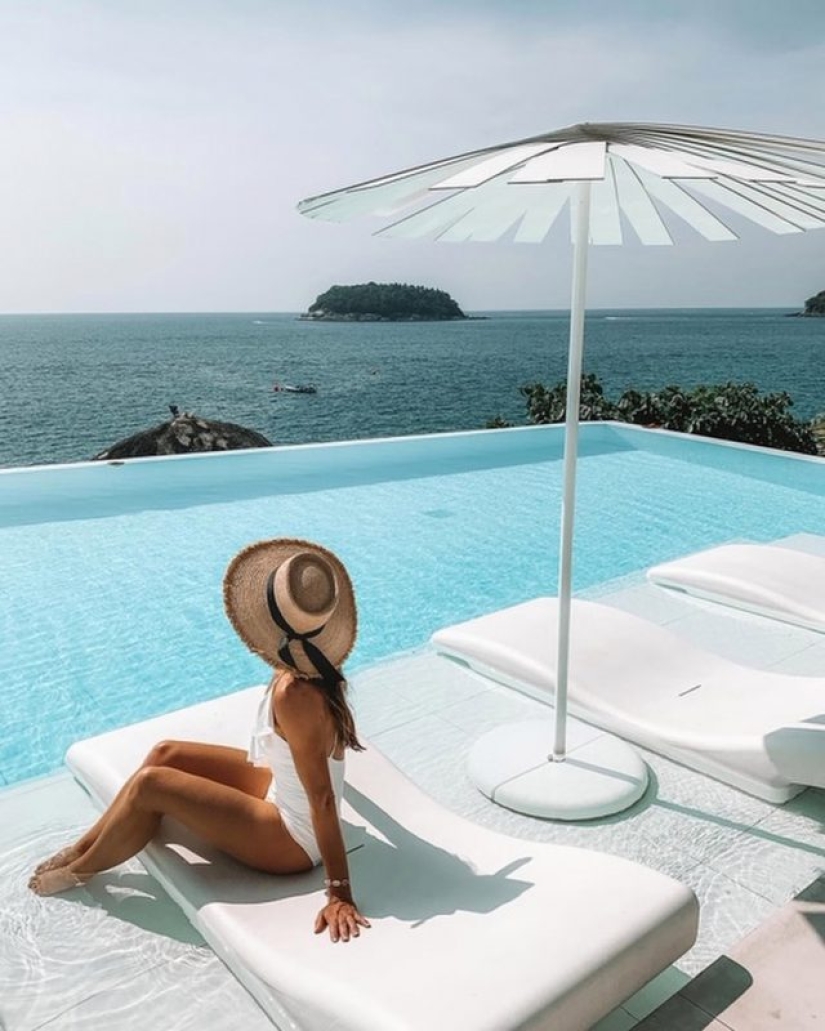 This 46-year-old blogger in a bikini is mistaken for a 20-year-old girl