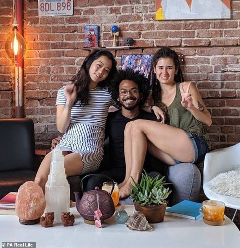 Three in one: the wife persuaded her husband to take a mistress into the family