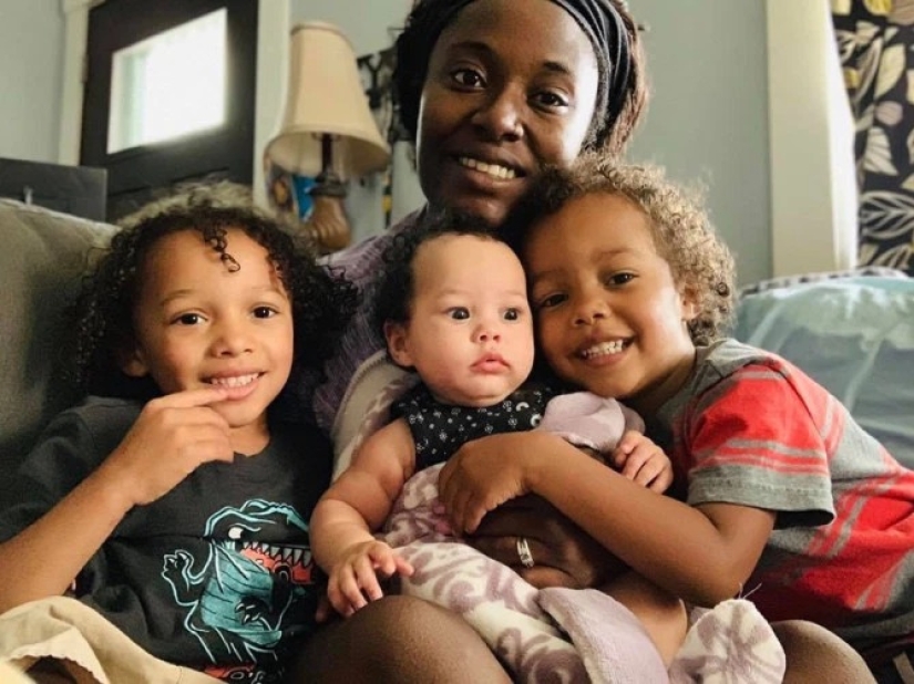 Three on three: a polygamous family brings up three children and is ready for a new relationship Three on three: a polygamous family brings up three children and is ready for a new relationship