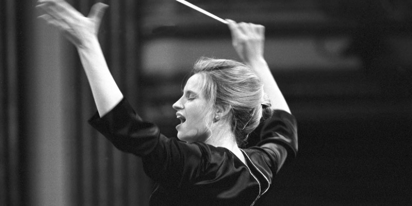 Tienes un" la " hundiéndose aquí Tienes un" la " hundiéndose aquí