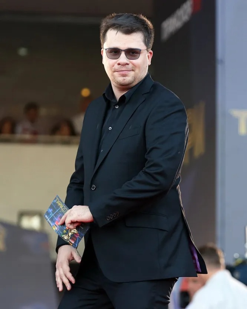 Timati, Buzova and other Russian celebrities who threw fans for money