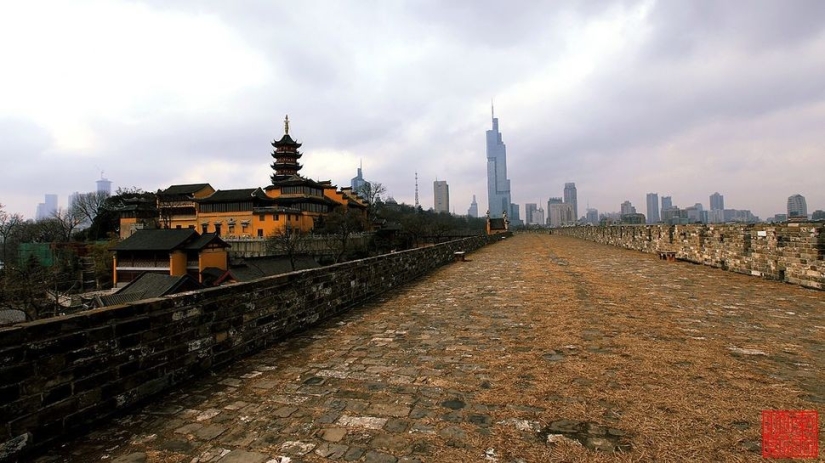 Time Machine: Architecture of the past in the present